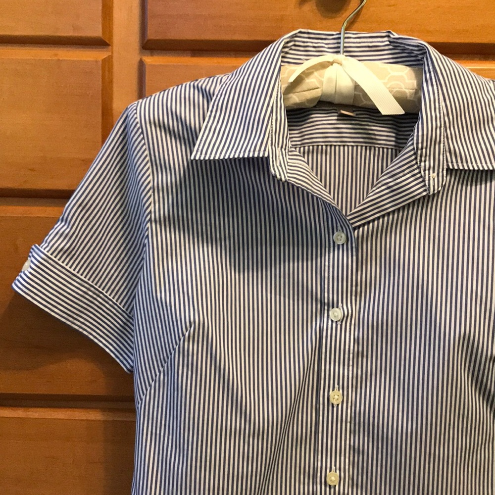 Banana Republic Button Down Size 4